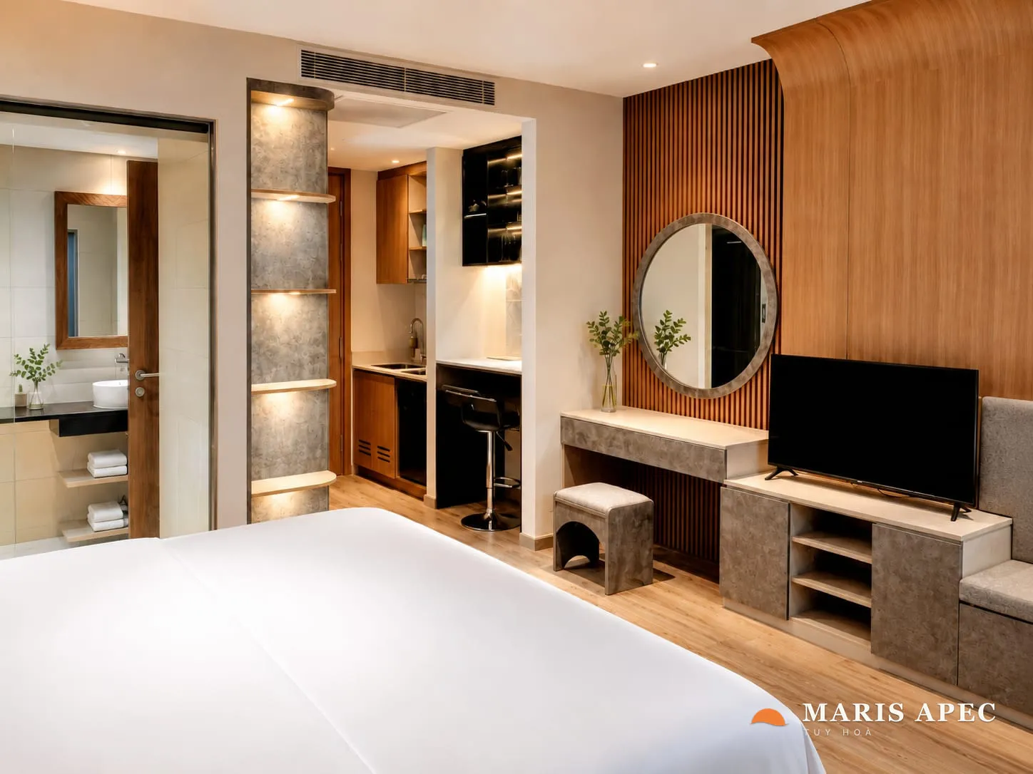 Căn hộ Maris Sunrise Suite hướng biển Tuy Hoà