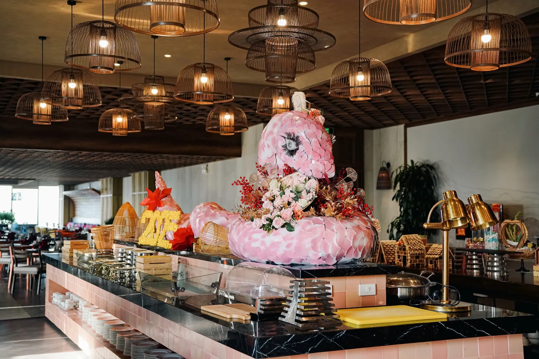 Nhà hàng — Tầng 5